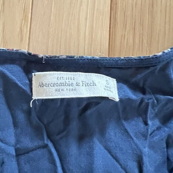 Abercombie Fitch Mini Dress sz S Long Sleeve Dark Floral Date Night Boho V Neck - Picture 6 of 8